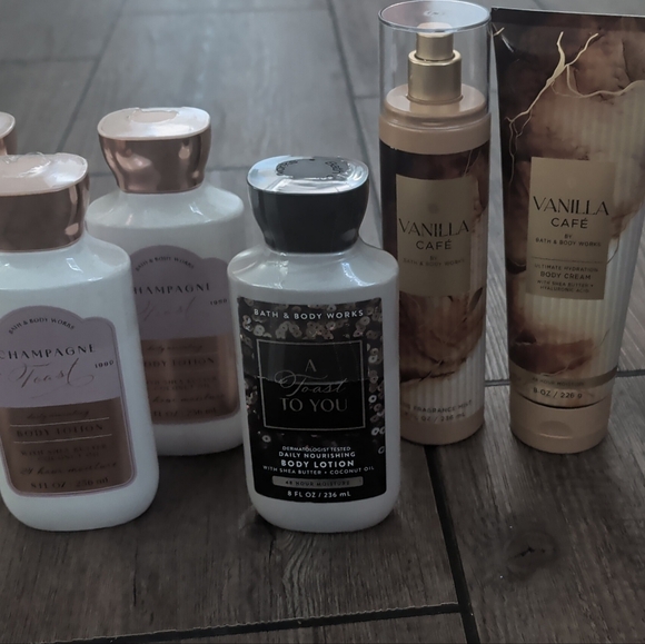 Bath & Body Works Assorted Lotion Collection